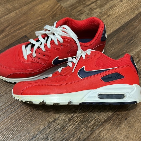 Nike Air Max 90 Essential - Picture 2 of 9